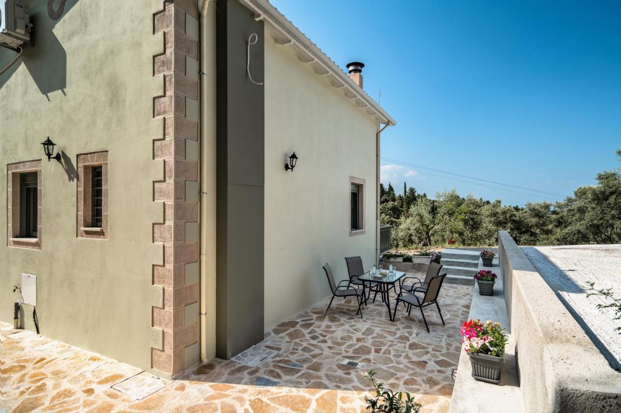 Armonia Villa Lefkada Kariótai Exteriör bild