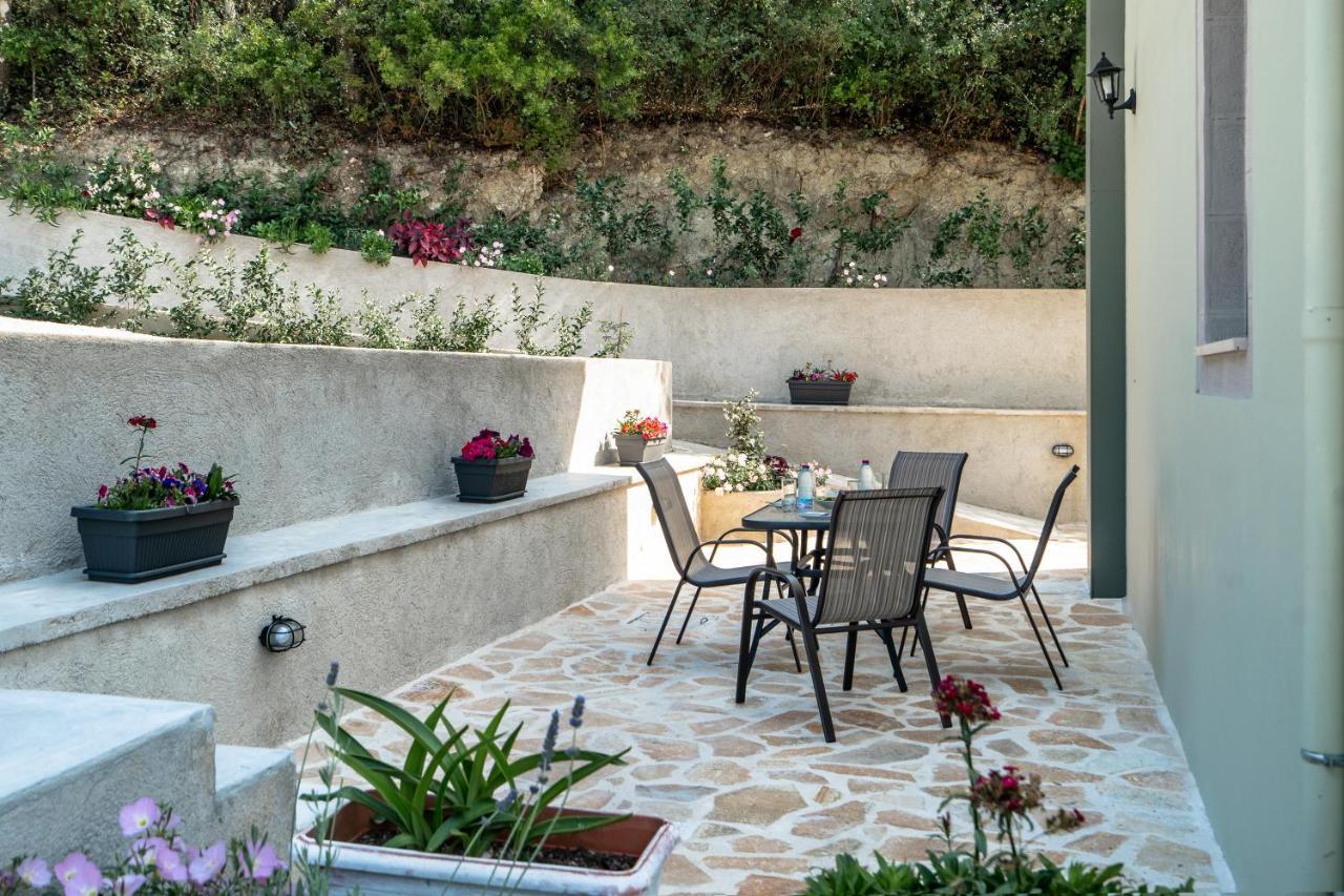 Armonia Villa Lefkada Kariótai Exteriör bild